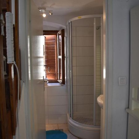 Apartment Estera Йелса Екстериор снимка