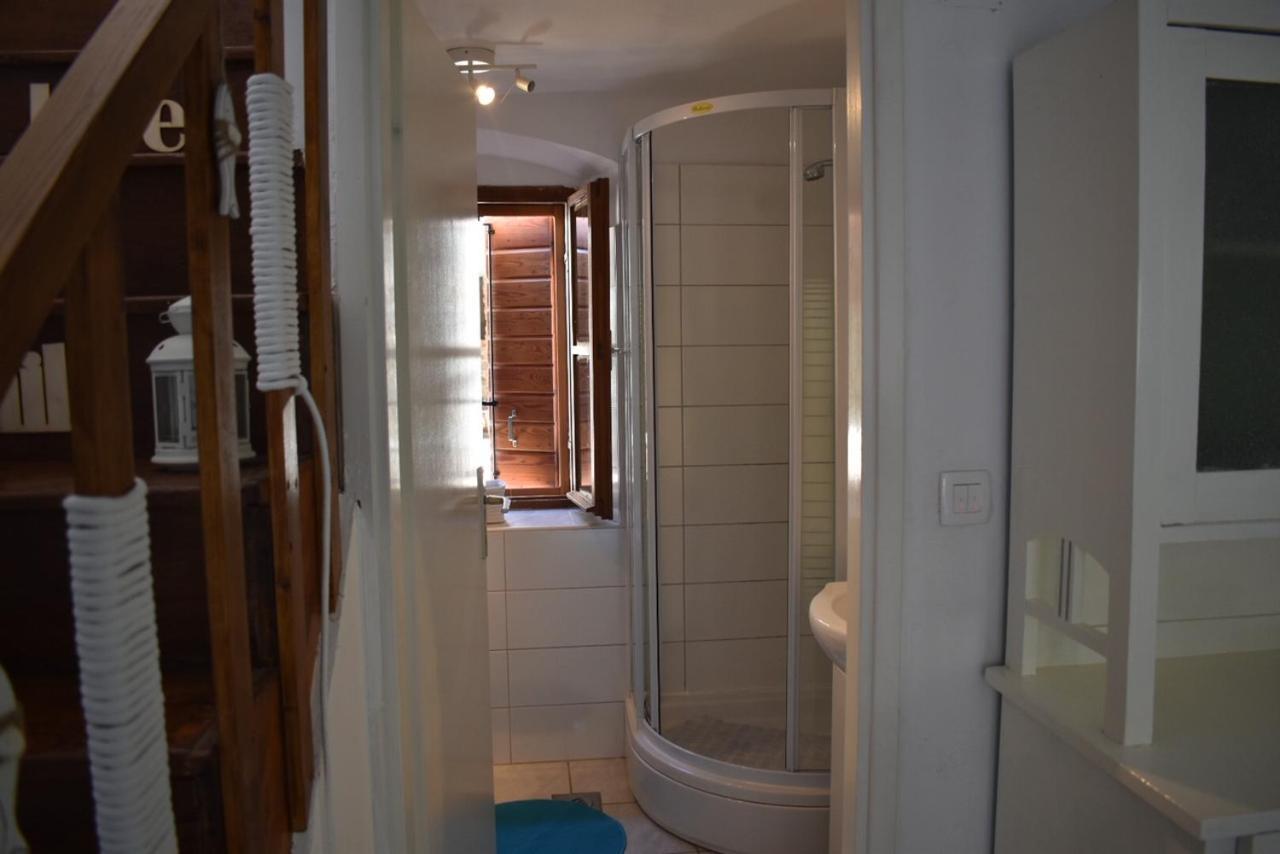 Apartment Estera Йелса Екстериор снимка
