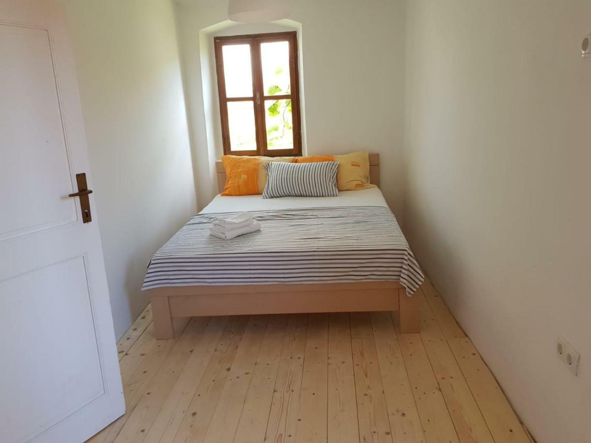 Apartment Estera Йелса Екстериор снимка